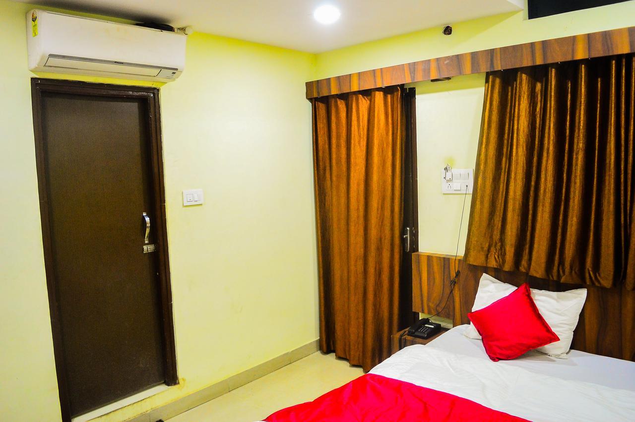 Hotel Kalash Ujjain Exterior foto